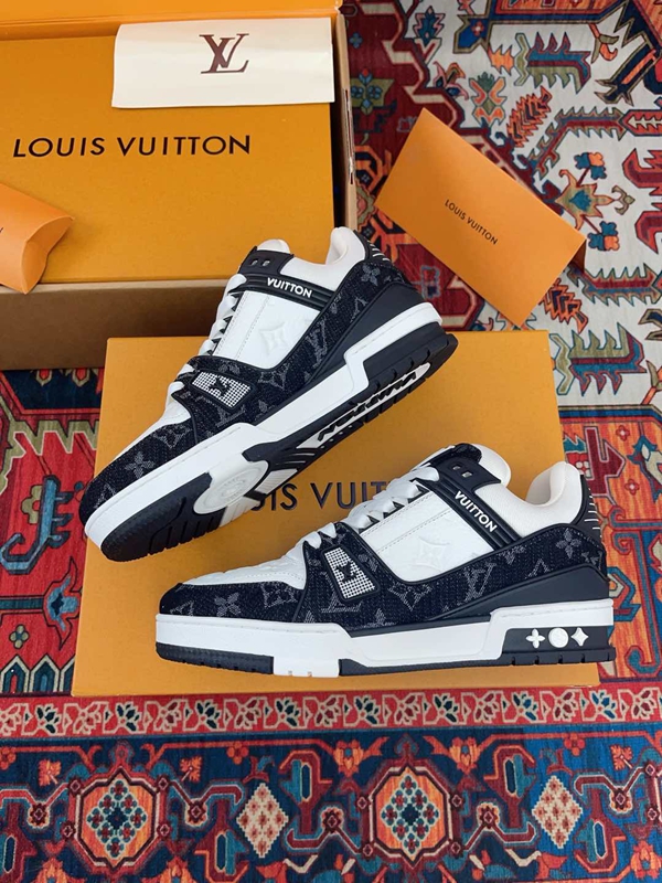 ルイヴィトン靴内部構造